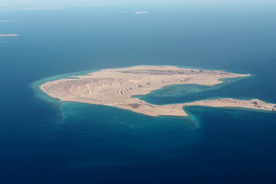 Yacht Trip to Tiran Island from Sharm El Sheikh with Golden Booking